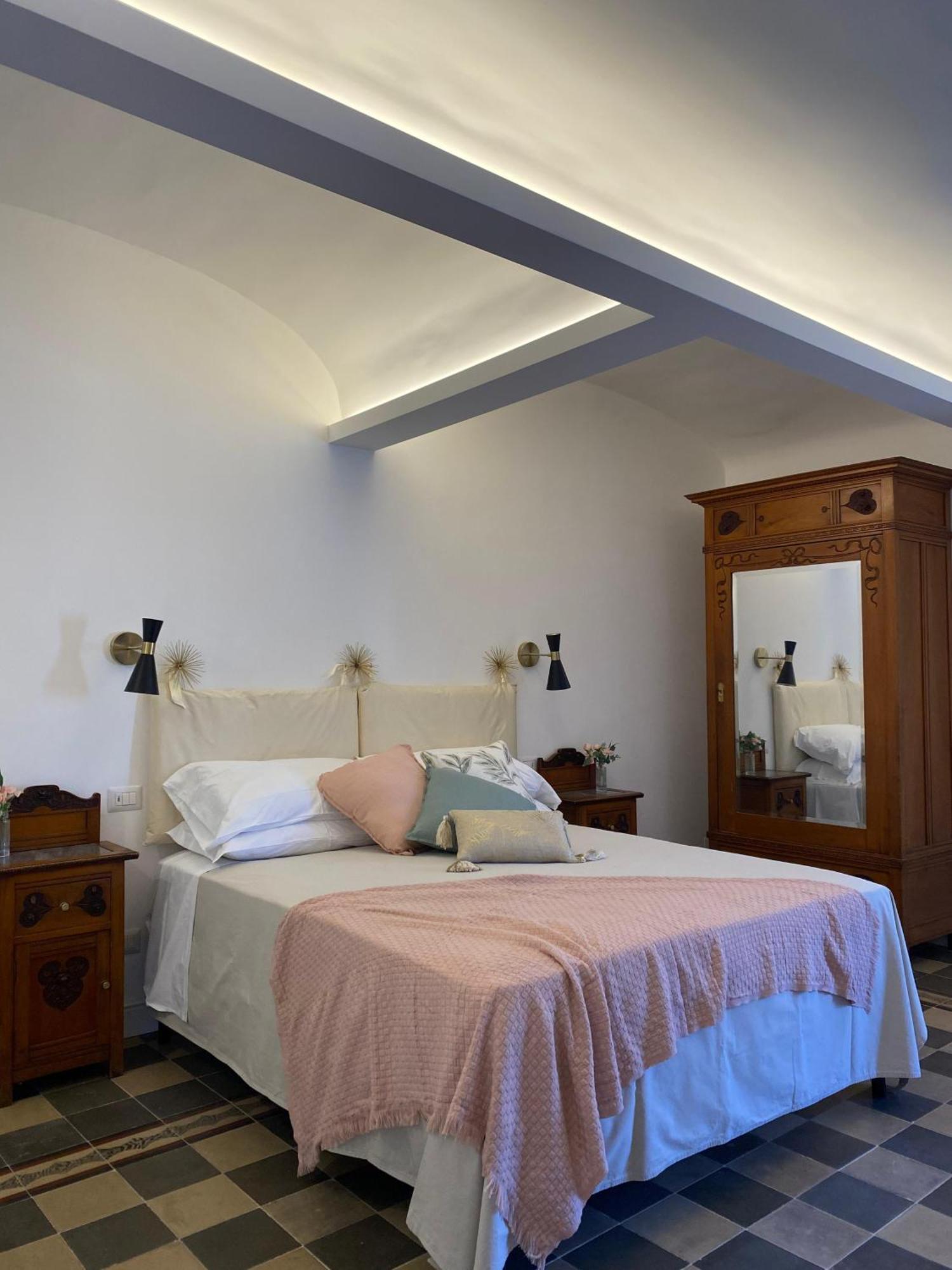 Bed and Breakfast Dimora Dei Minoriti CTA Exterior foto