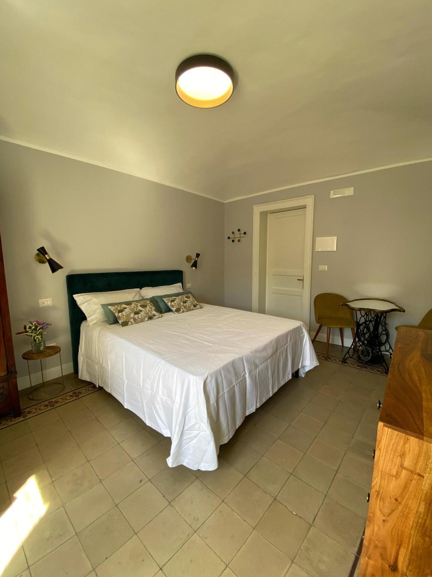 Bed and Breakfast Dimora Dei Minoriti CTA Exterior foto