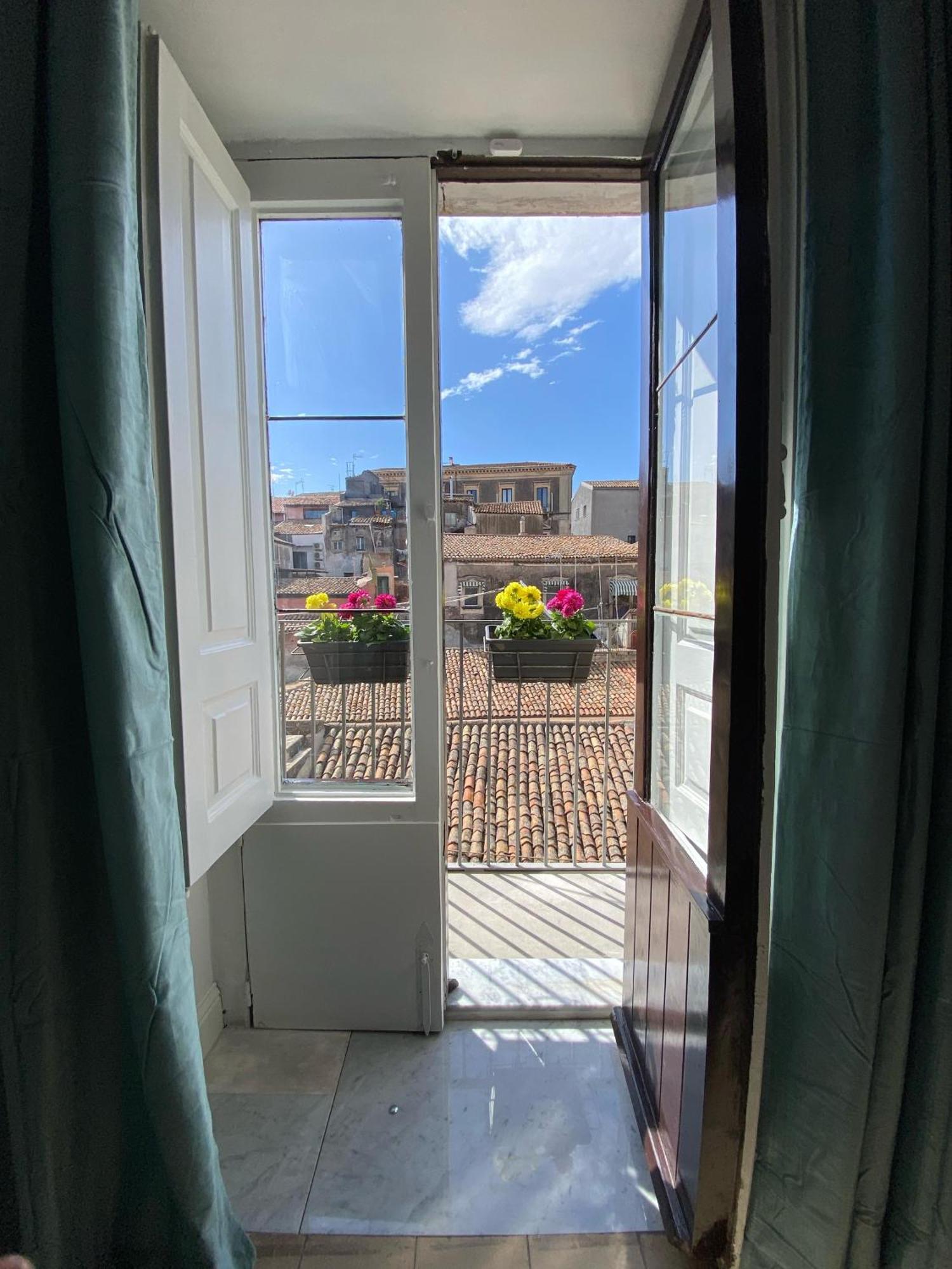 Bed and Breakfast Dimora Dei Minoriti CTA Exterior foto